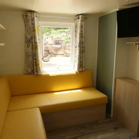 Funtana A L'ora 3* Porto (Corsica)